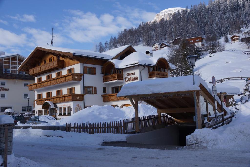 Garni Tofana Hotel Corvara In Badia Exterior photo