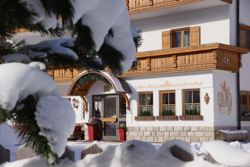 Garni Tofana Hotel Corvara In Badia Exterior photo