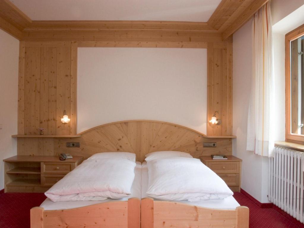 Garni Tofana Hotel Corvara In Badia Room photo