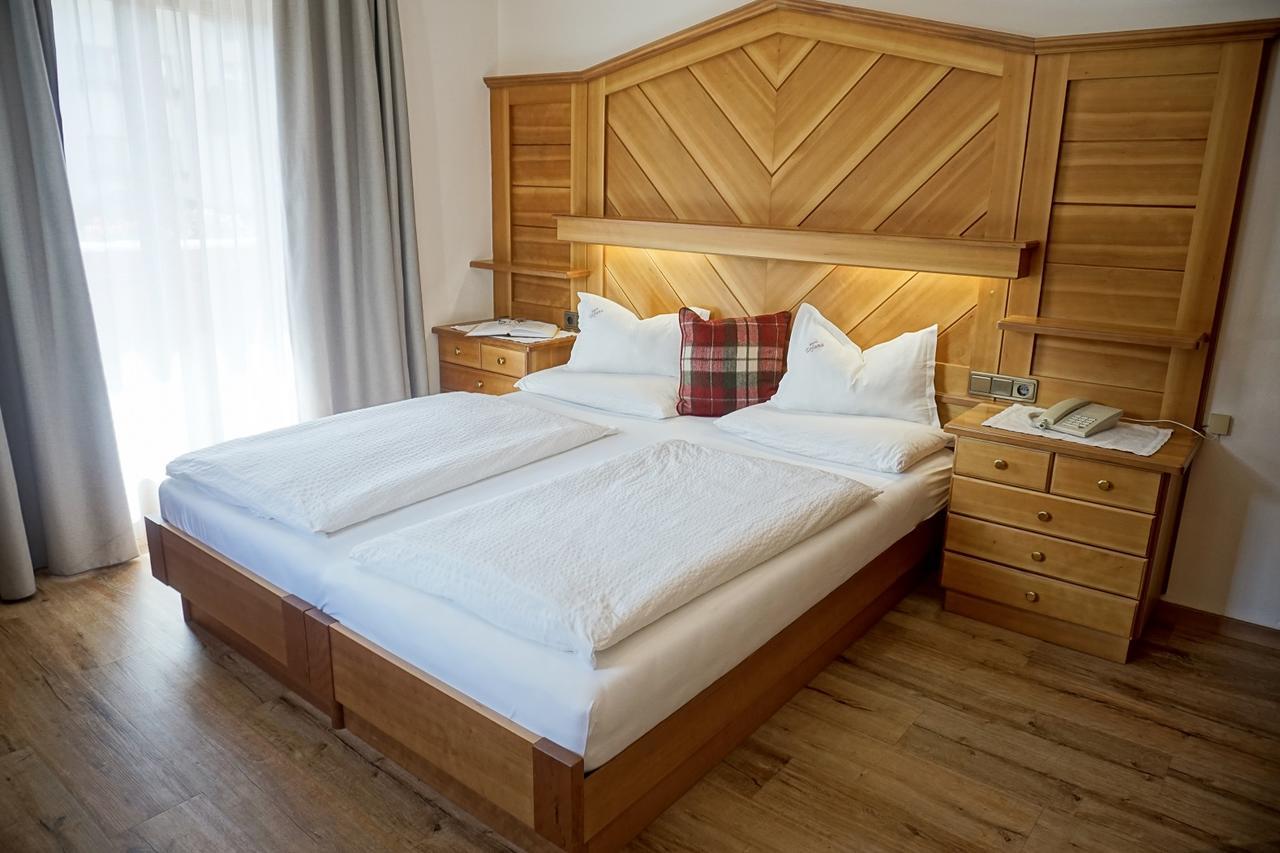 Garni Tofana Hotel Corvara In Badia Exterior photo
